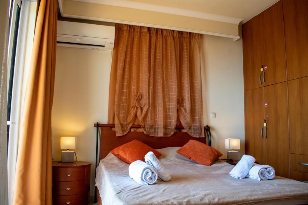 Takis & Eirini Family Apartments Perama  Ngoại thất bức ảnh
